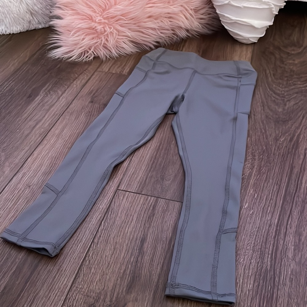 Girls capri leggings!